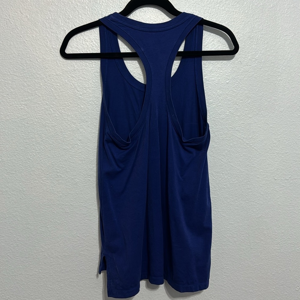 Nike workout tank - Picture 2 of 2